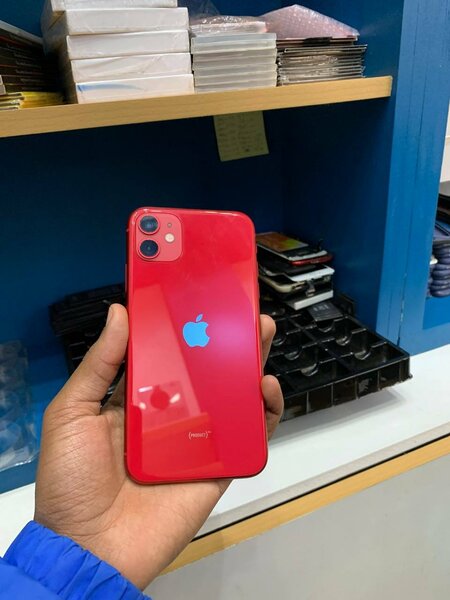 iPhone 11