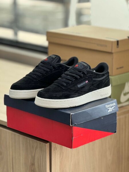 REEBOK CLASSIC
