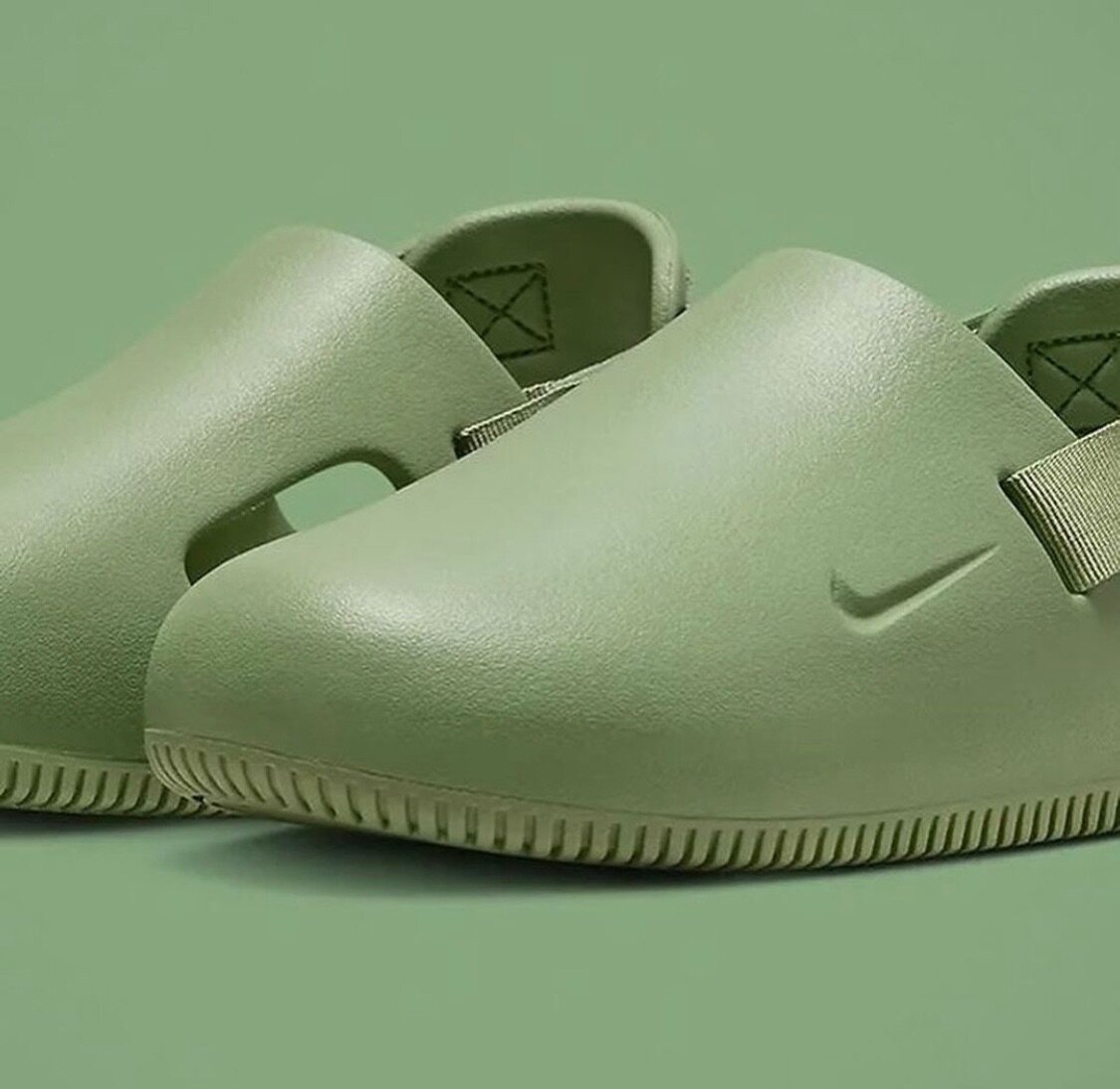 Nike crocs