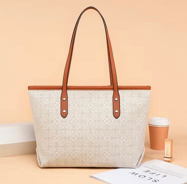 Handheld bag