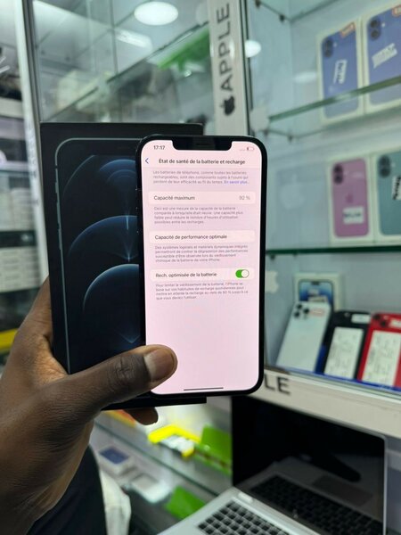 iPhone 12 Pro Max