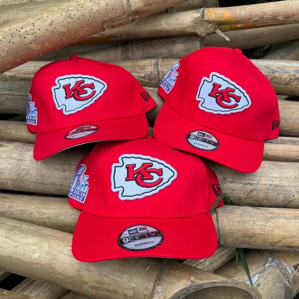 SnapBack caps