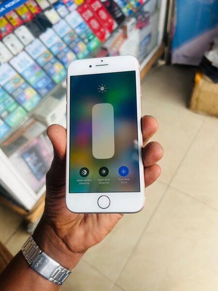 iPhone 8
