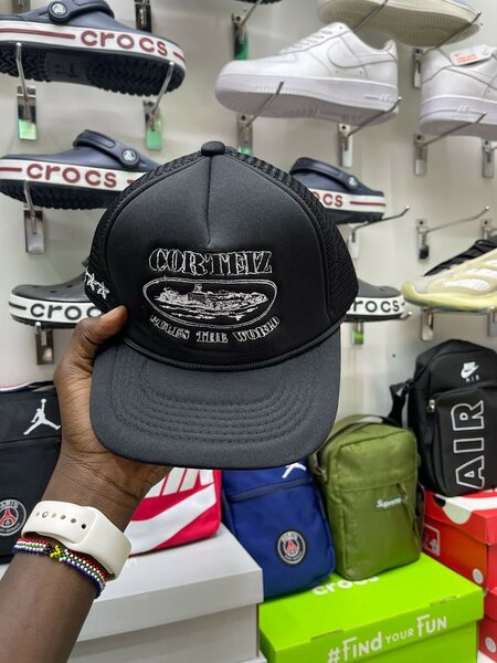 Cortiez Caps