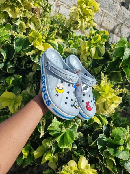 Bayaband Crocs
