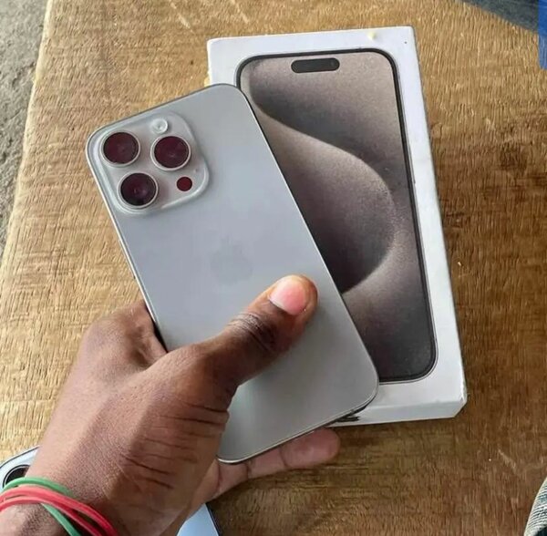 IPHONE 15 PRO MAX