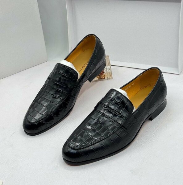EXECUTIVE SHOES