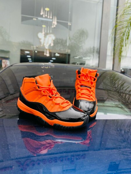 Jordan 11