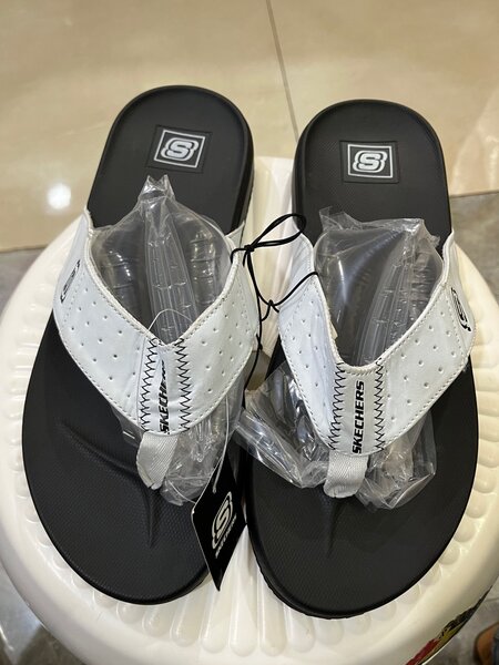 Skechers slipper