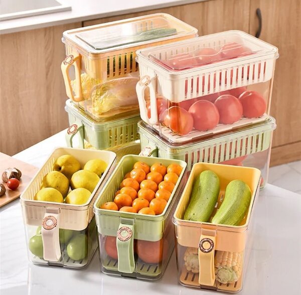 Storage container