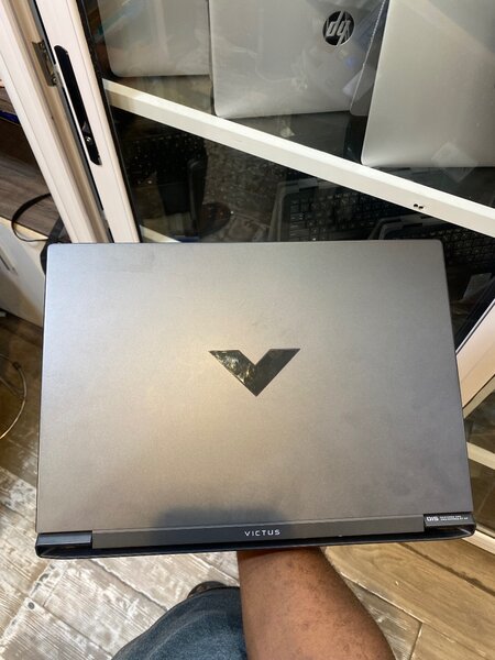 HP VICTUS