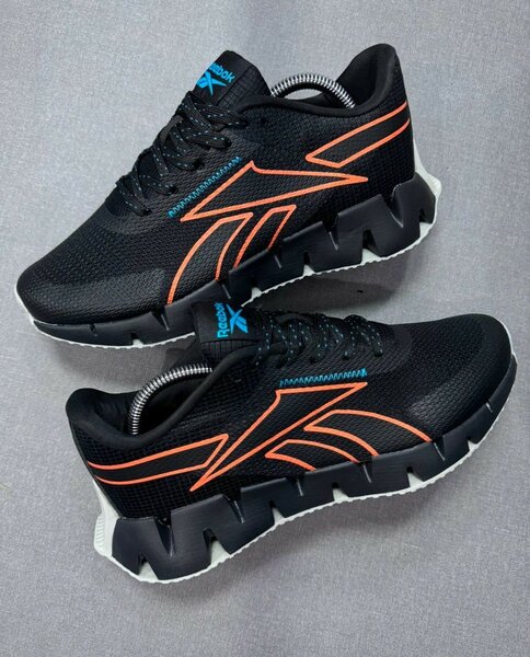 REEBOK CLASSIC