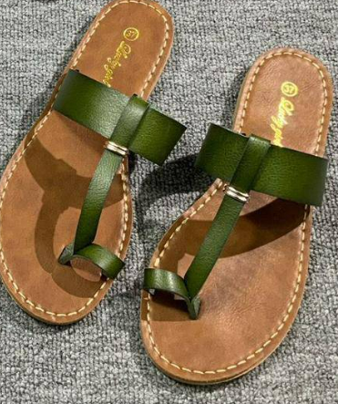 slippers 