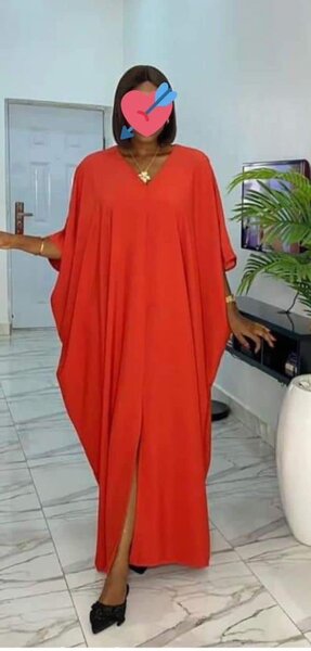 Robe avec fente