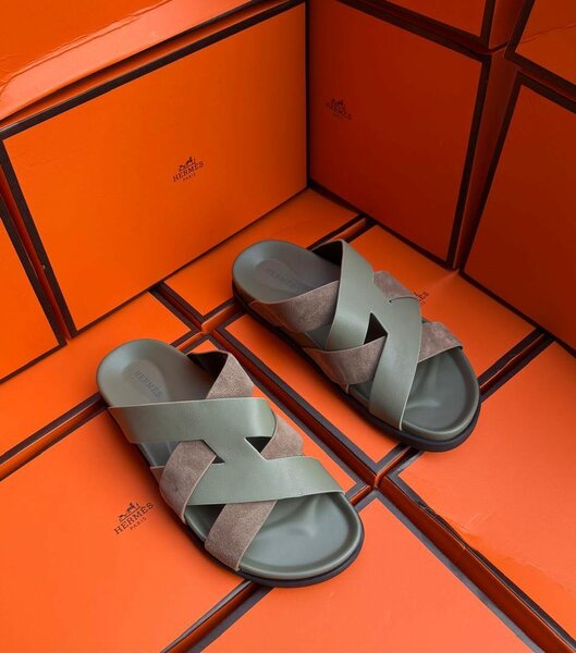 Sandales en cuir luxueuses