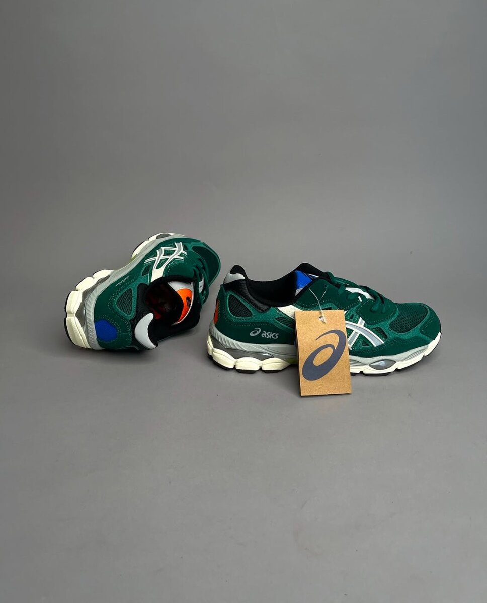 ASICS Gel NYC