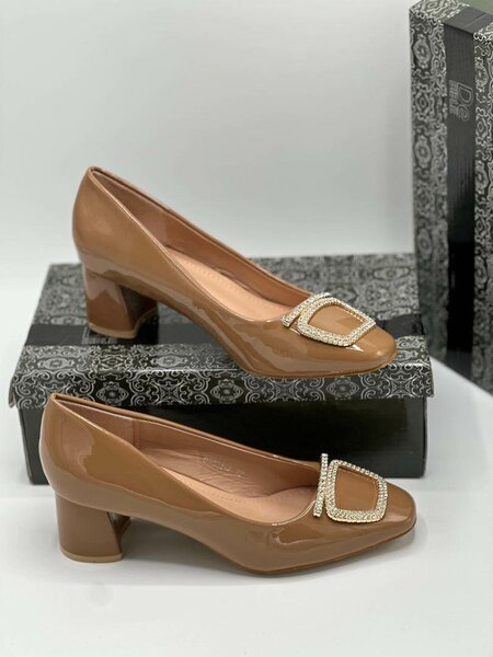 Full shoes heels