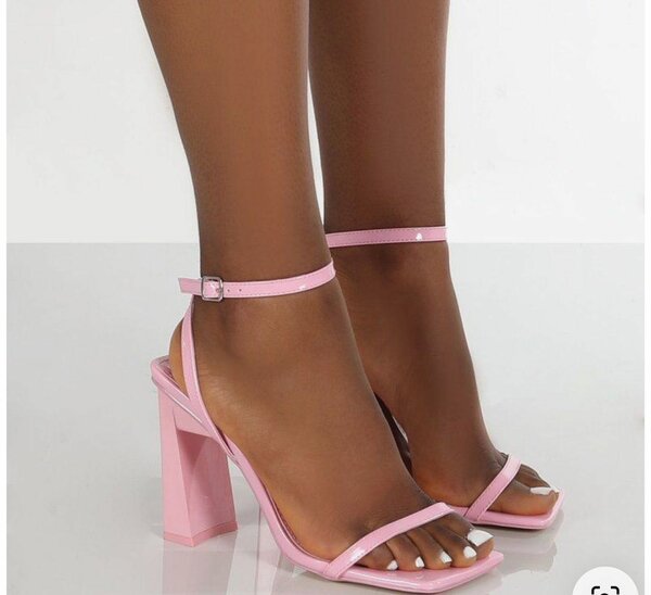 Ladies heel