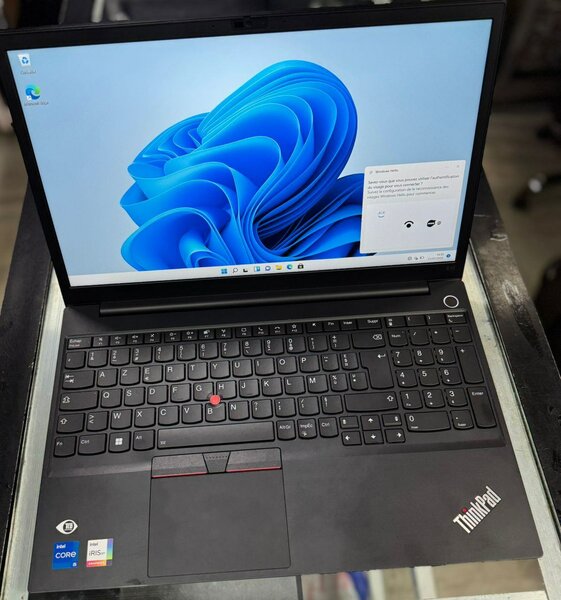 lenovo thinkpad e15.core i5 12th génération