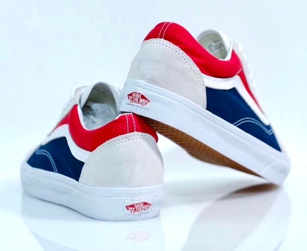 Vans Off The Walls
