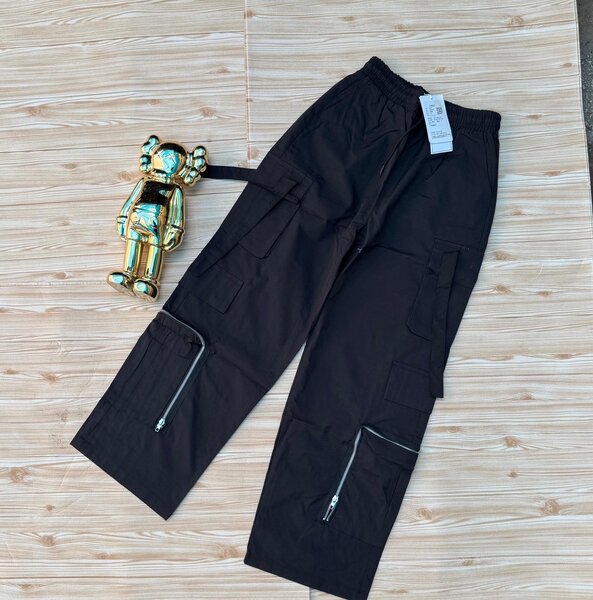 Cargo pants