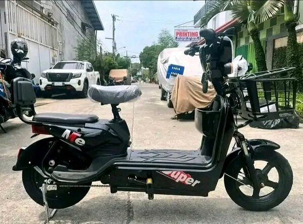 Scooter électrique moderne