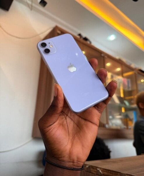 iPhone 11
