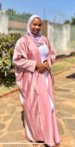 Abaya rose