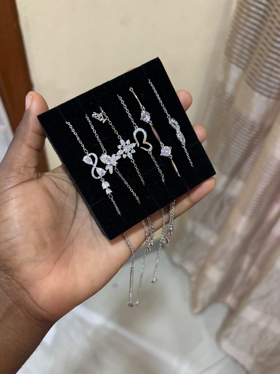 Dainty bracelet