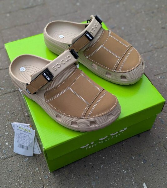 Men Crocs