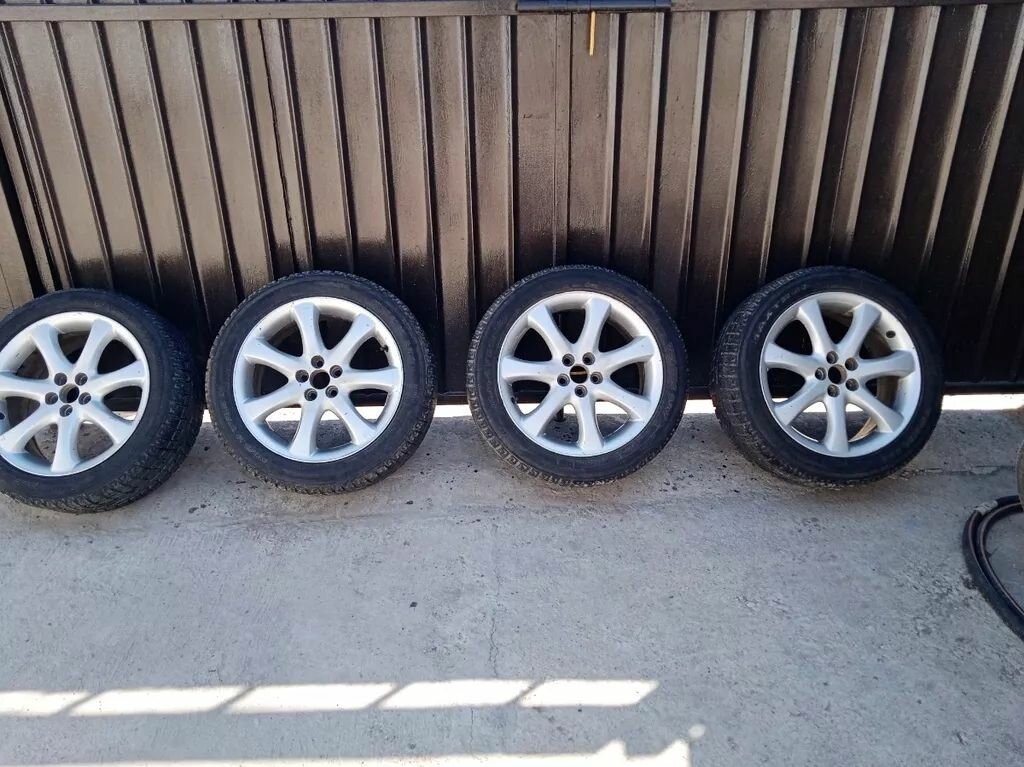 R17