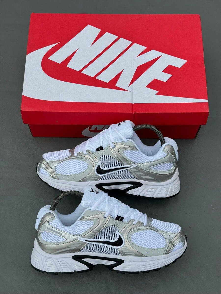 Nike v5 rnr