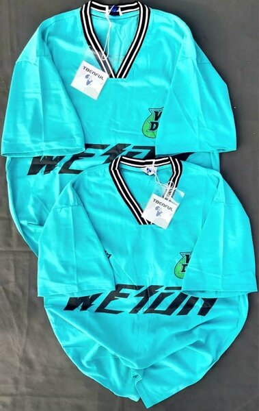 Tee-shirts
