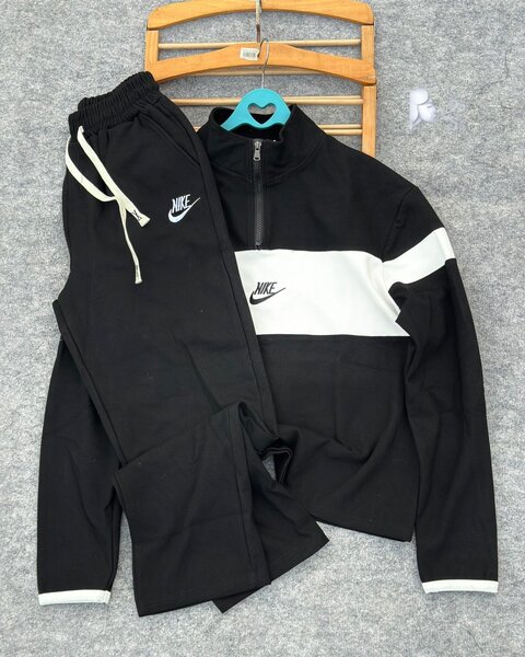Ensemble de sport Nike homme