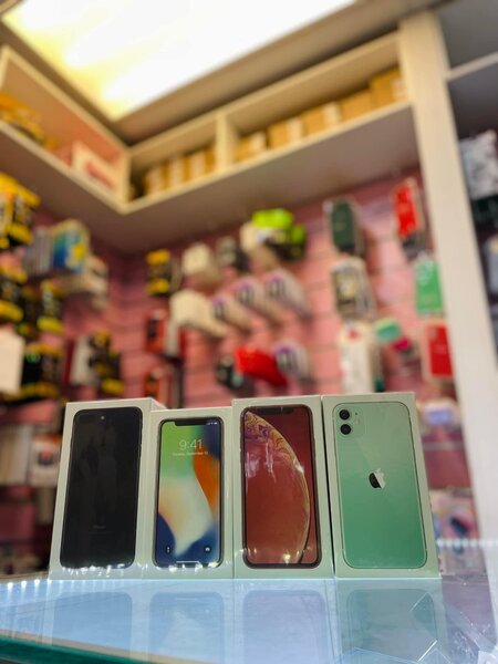 IPHONE