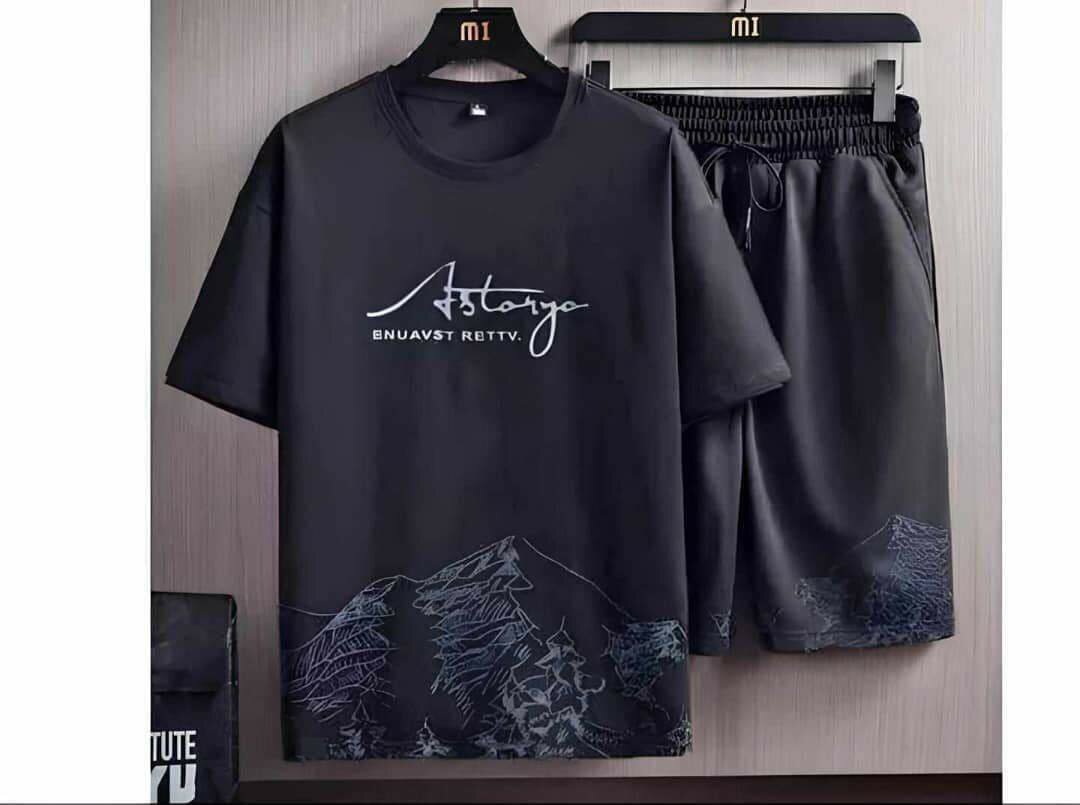 Ensemble t-shirt et short noir