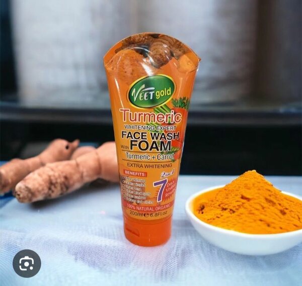 Veet Gold Foam Face Wash