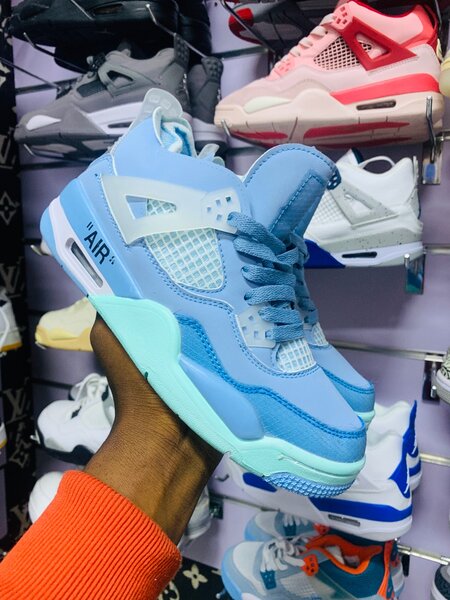 Jordan 4