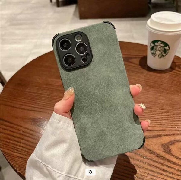 LAMBSKIN IPHONE COVERS