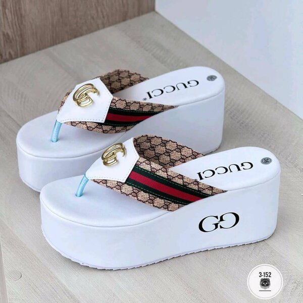 Girl slippers