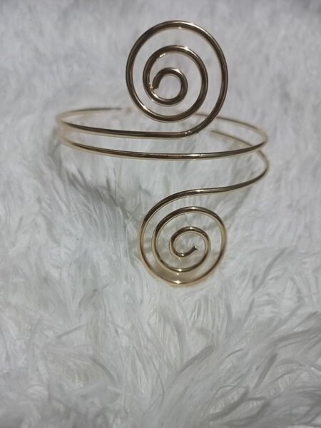 Bracelet de bras