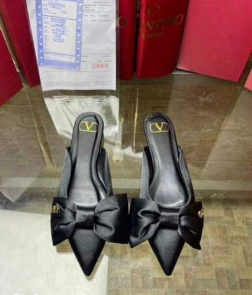 Ladies half shoes
