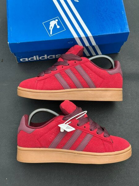 Adidas campus