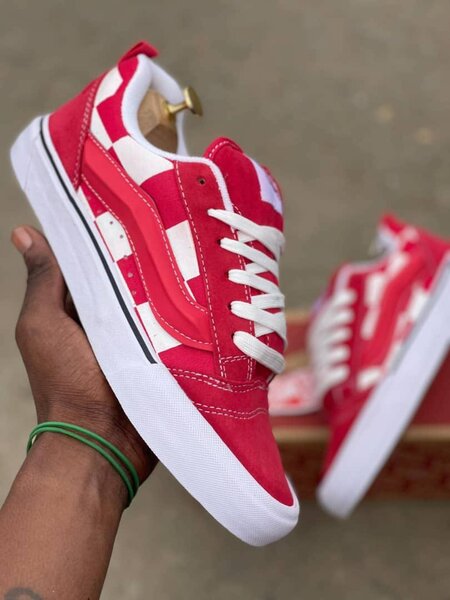 Vans Knu