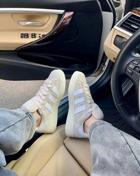Adidas campus