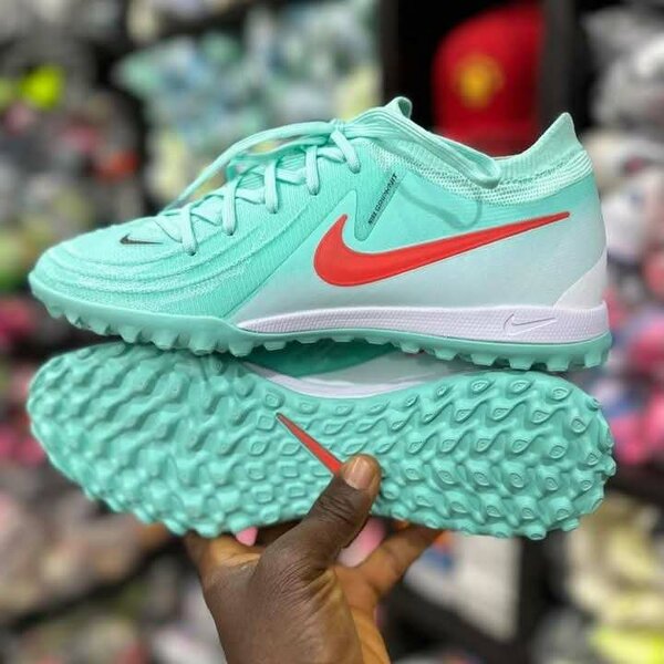 Nike phantom air
