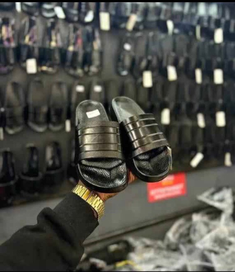 Gucci slides