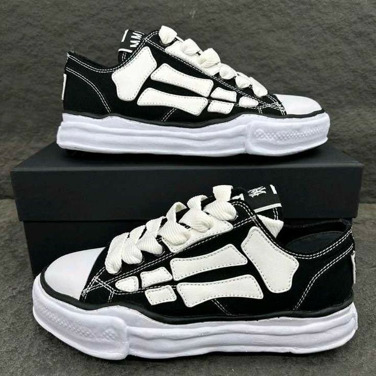 maison mihara yasuhiro sneaker