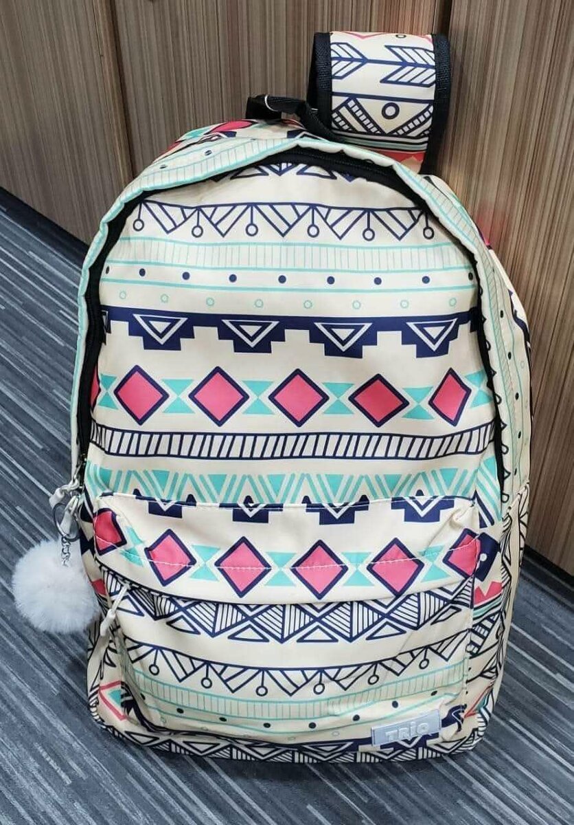 Sac à dos géométrique élégant
