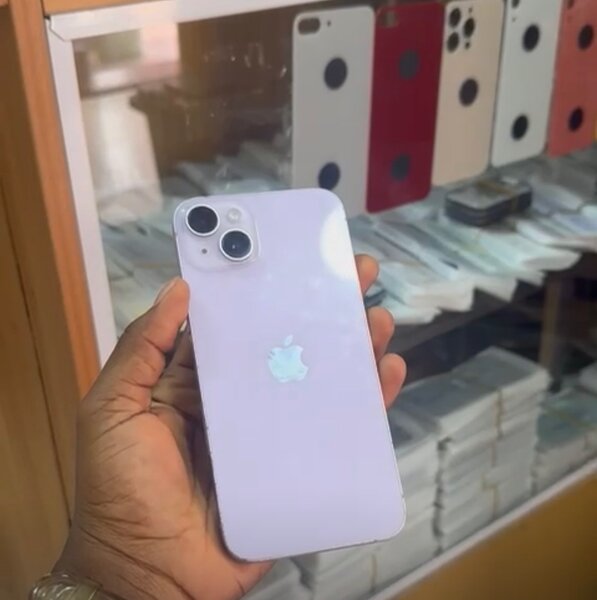 iPhone 14 Plus